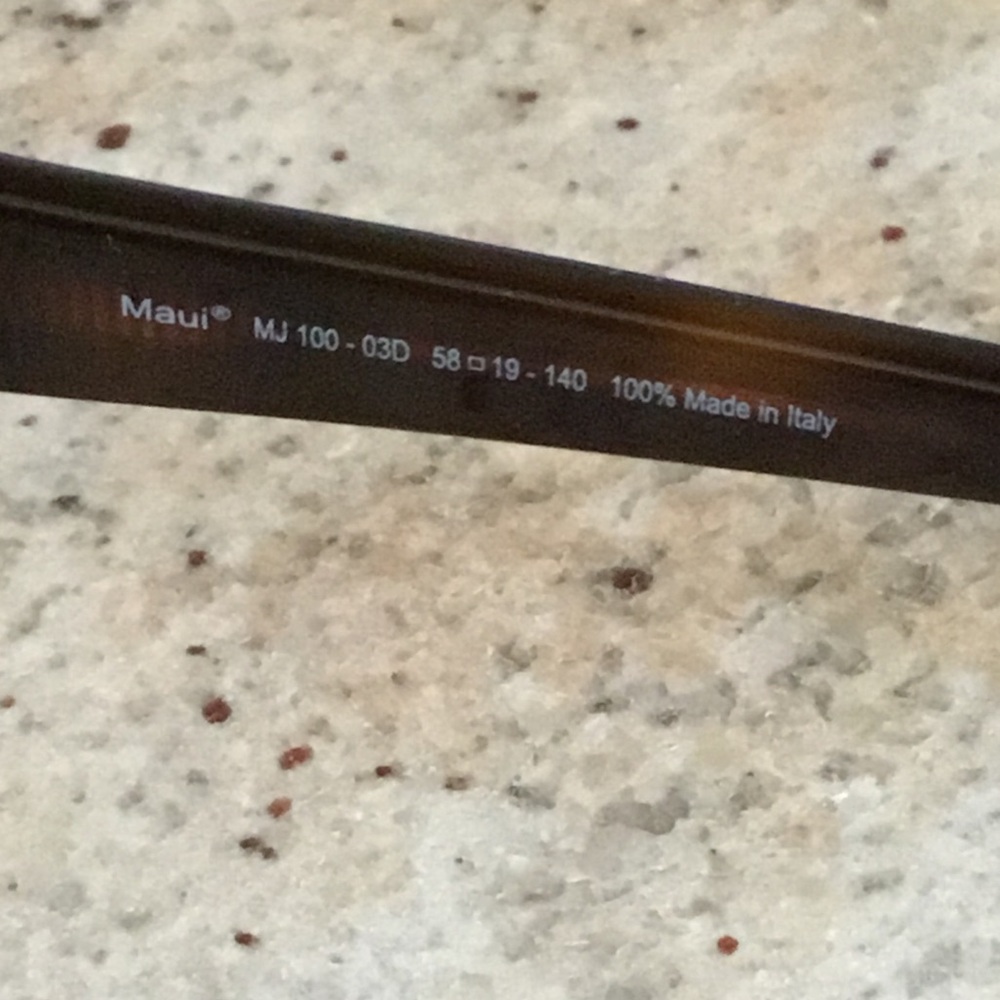 Maui Jim Venus Pools Sunglasses MJ 100-03D Made in Italy - Picture 7 of 12